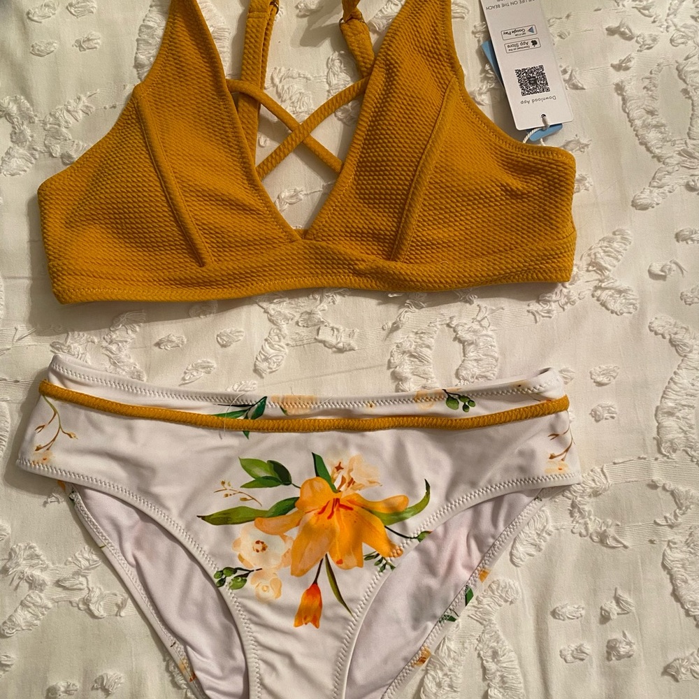Brand New Cupshe Bikini